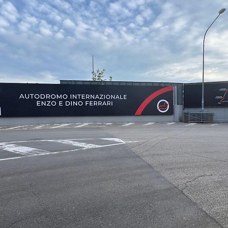 La Casa Di Giada Uscita Autostrada Di Imola Имола Экстерьер фото