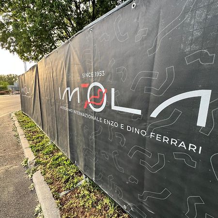 La Casa Di Giada Uscita Autostrada Di Imola Имола Экстерьер фото