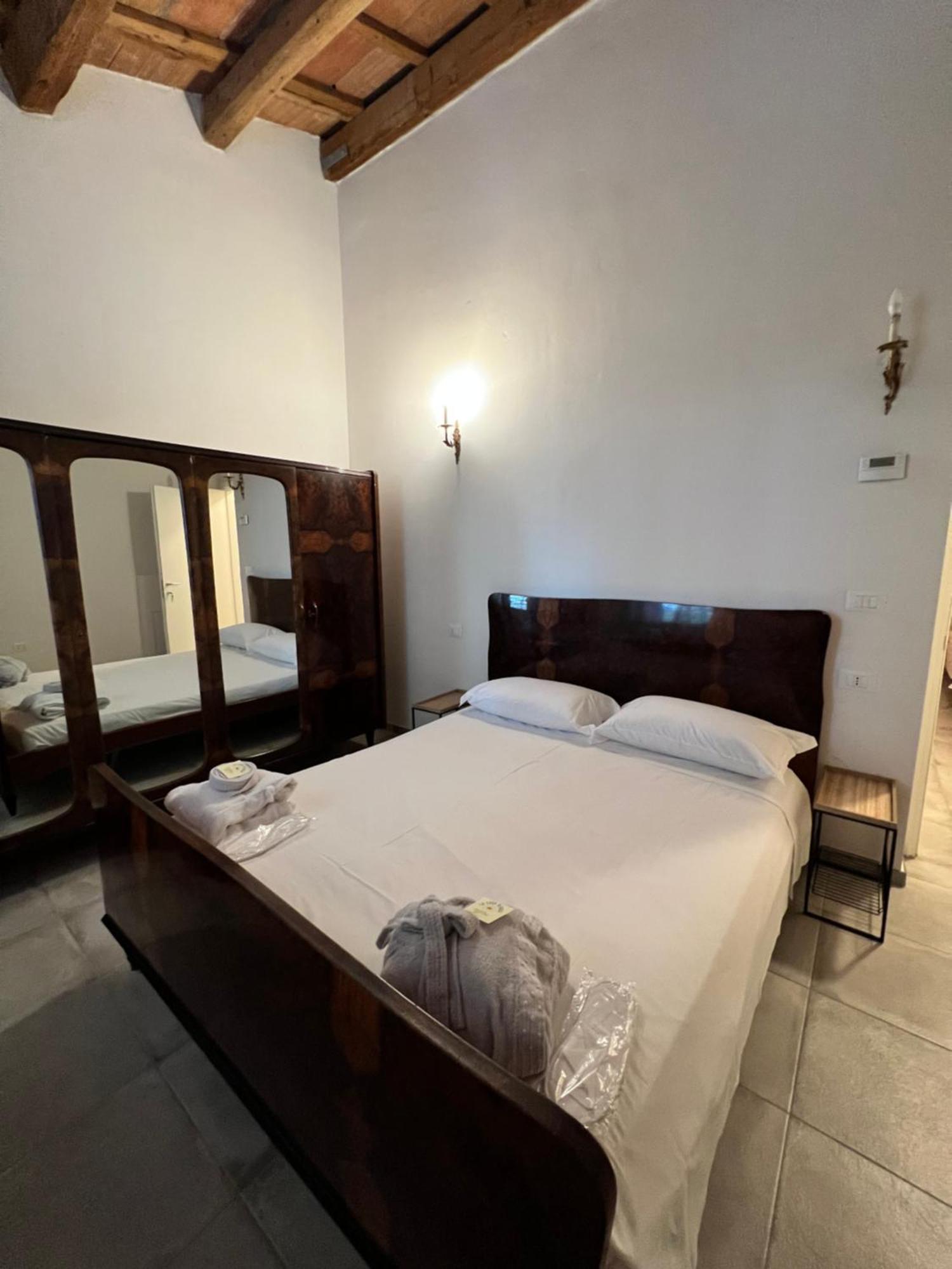 Guesthouse La Casa Di Giada Имола Экстерьер фото