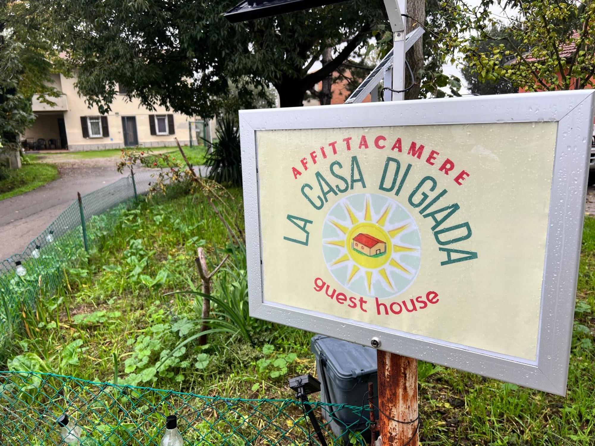 Guesthouse La Casa Di Giada Имола Экстерьер фото